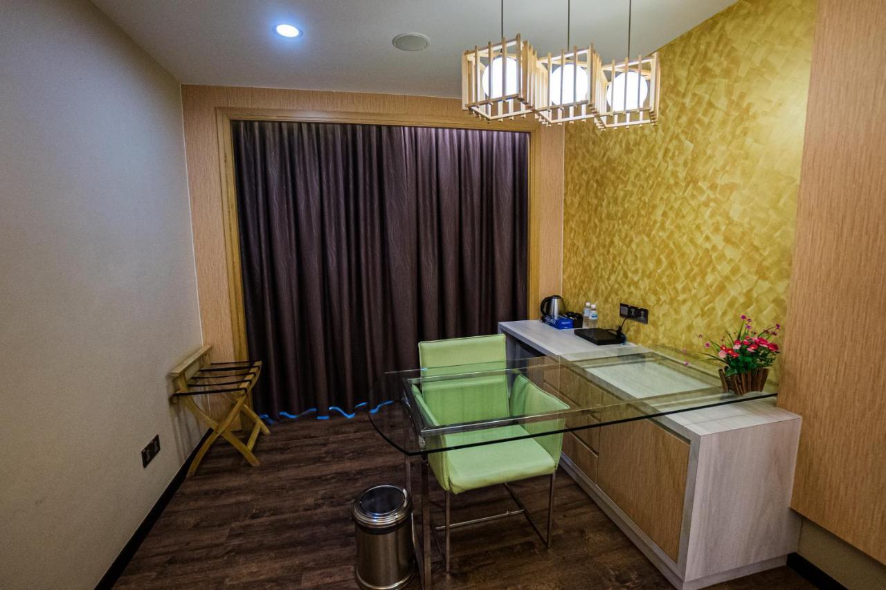 Jc Mark Hotel Bintulu Eksteriør bilde